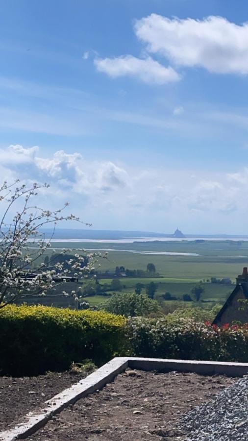 La Butte - Maison De Vacances Avranches Avec Vue Sur Le Mont Saint Michel Le Val-Saint-Pere Exterior photo